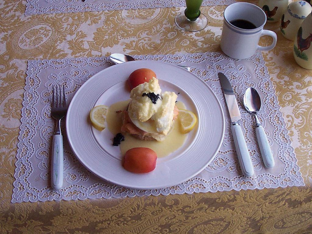 Gite La Halte Du Verger Bed And Breakfast Rivière-du-Loup Exteriör bild