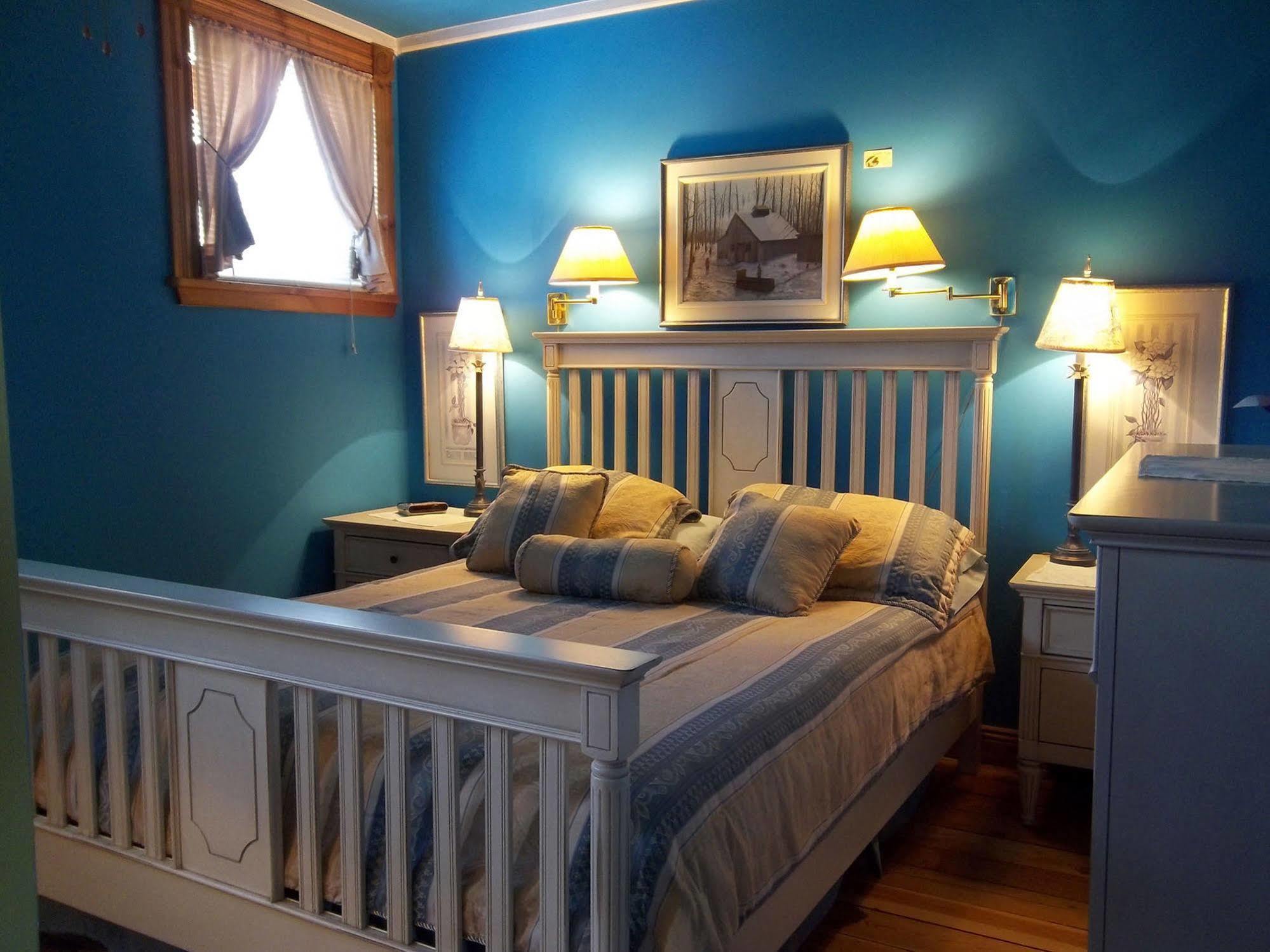 Gite La Halte Du Verger Bed And Breakfast Rivière-du-Loup Exteriör bild